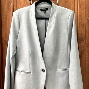 16P Ann Taylor light gray suit jacket lightly worn in excellent condition